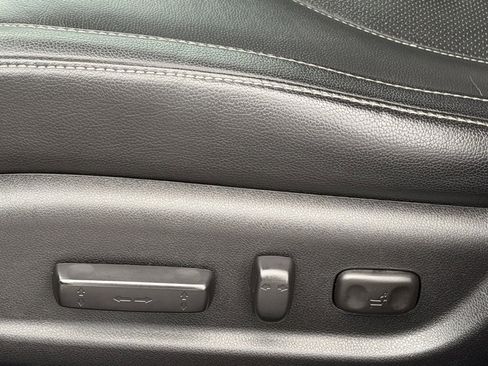 Used 2019 Acura ILX w/ Premium Package image 12