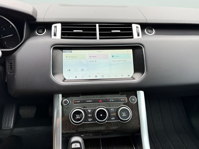 Used 2017 Land Rover Range Rover Sport HSE AWD/4WD image 22