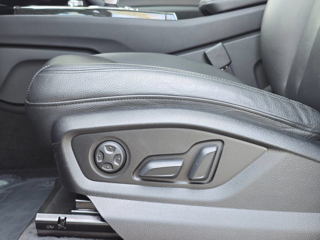Used 2018 Audi Q7 3.0T Prestige w/ Prestige Package AWD/4WD image 31