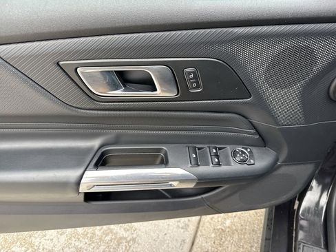 Used 2024 Ford Mustang Premium RWD image 39