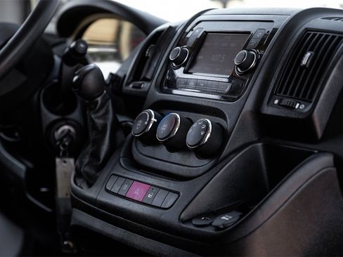 Used 2021 RAM ProMaster 1500 image 18