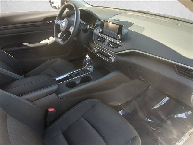 Used 2024 Nissan Altima 2.5 S FWD image 20