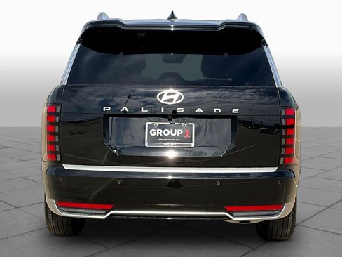 Certified 2026 Hyundai Palisade Calligraphy FWD image 5