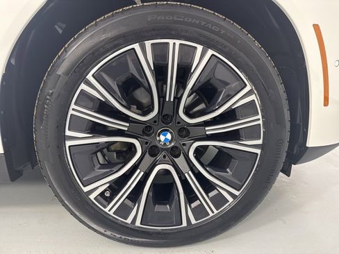 Certified 2025 BMW X3 xDrive30i w/ Convenience Package image 7