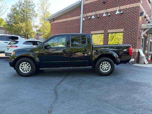 Used 2015 Nissan Frontier SV w/ SV Value Truck Package image 4