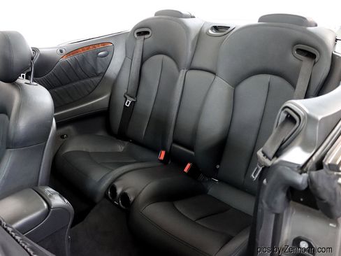 Used 2004 Mercedes-Benz CLK 500 2dr Cabriolet 5.0L image 15