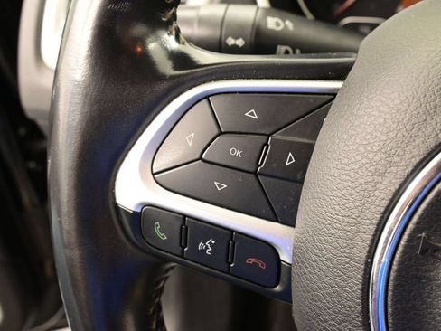 Used 2020 Jeep Compass Latitude AWD/4WD image 31