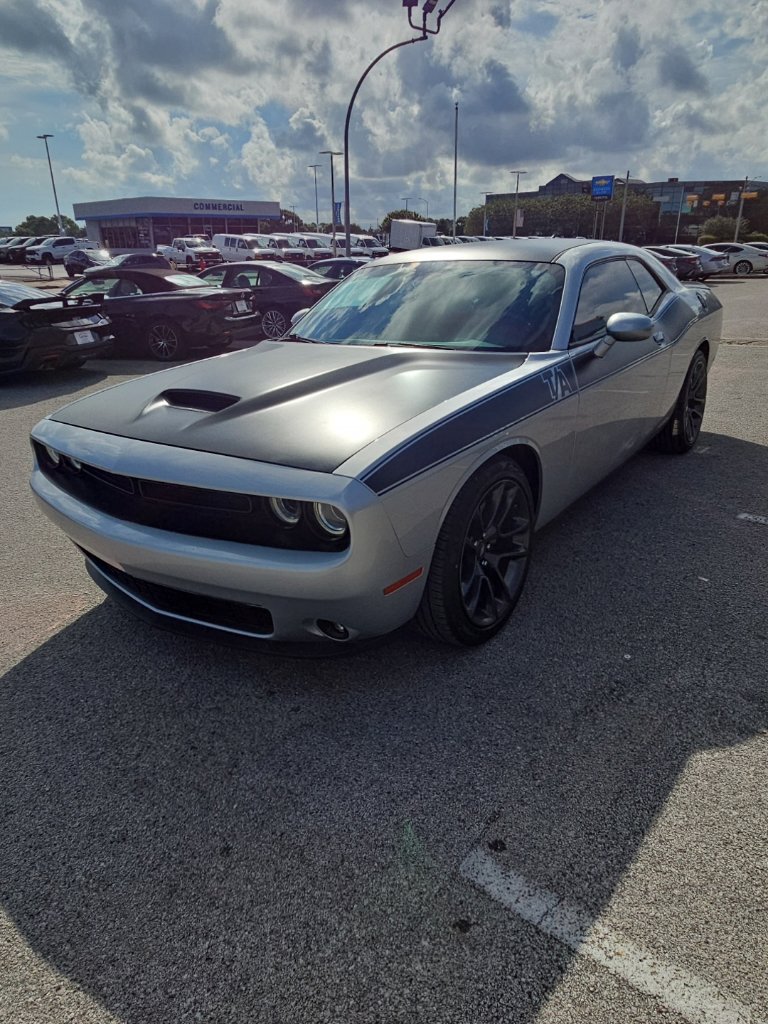 Used 2023 Dodge Challenger R/T w/ T/A Package RWD image 3