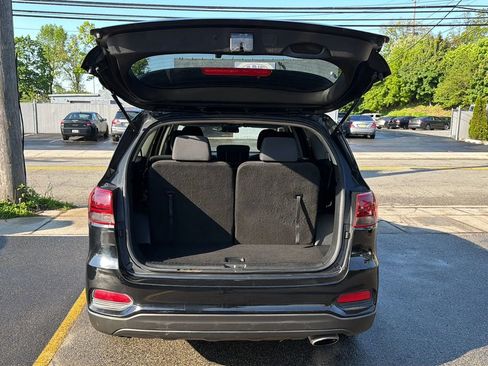 Used 2019 Kia Sorento L FWD image 27