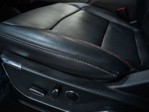 Used 2023 Ford F150 Lariat w/ Equipment Group 502A High image 43