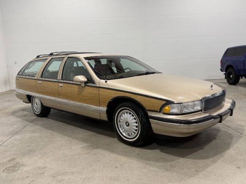 Used 1994 Buick Roadmaster Estate RWD image 5