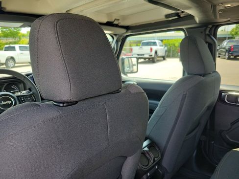 Used 2025 Jeep Wrangler Unlimited Sport S 4xe AWD/4WD image 12