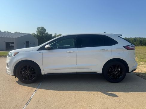 New 2024 Ford Edge ST-Line AWD/4WD image 36
