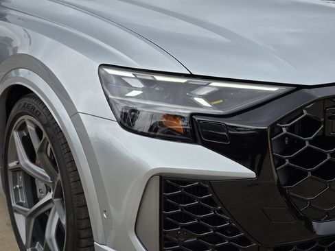 New 2026 Audi RS Q8 performance image 9