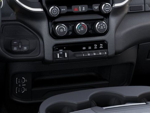 New 2026 RAM 2500 Big Horn AWD/4WD image 25