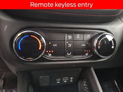Used 2023 Chevrolet TrailBlazer RS AWD/4WD image 15
