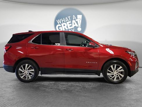 Certified 2024 Chevrolet Equinox LT AWD/4WD image 2