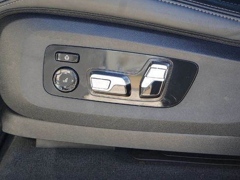 Used 2025 BMW X5 xDrive50e image 22