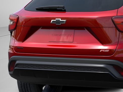 New 2026 Chevrolet Trax RS w/ Driver Confidence Package FWD image 14