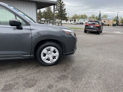 Used 2023 Subaru Forester AWD/4WD image 21
