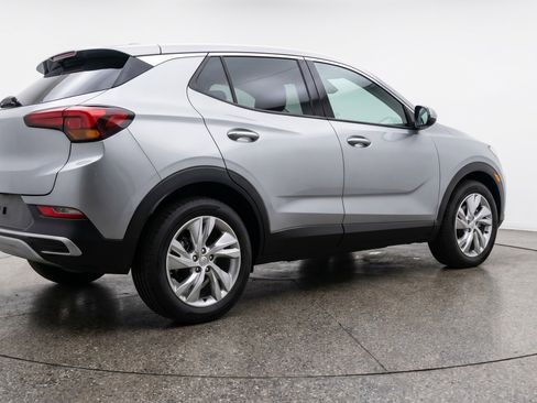 Used 2025 Buick Encore GX Preferred AWD/4WD image 9