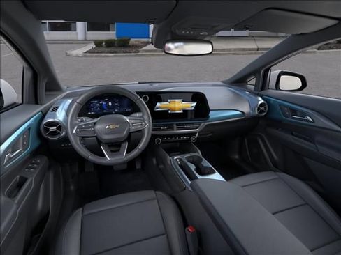 New 2026 Chevrolet Equinox EV LT FWD image 15