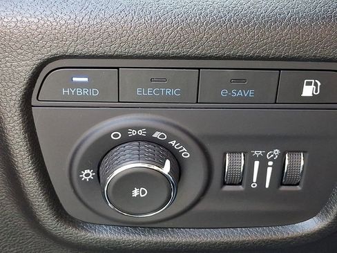 Used 2023 Jeep Grand Cherokee 4WD 4xe image 27