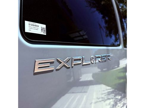 Used 2025 GMC Savana 2500 w/ Driver Convenience Package RWD image 35