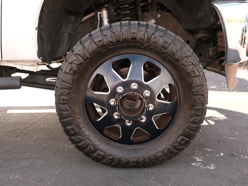 Used 2015 Ford F350 Lariat w/ Lariat Interior Package image 27