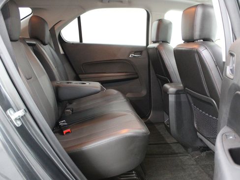 Used 2017 Chevrolet Equinox Premier w/ Enhanced Convenience Package AWD/4WD image 11