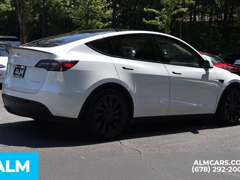 Used 2023 Tesla Model Y Performance AWD/4WD image 5