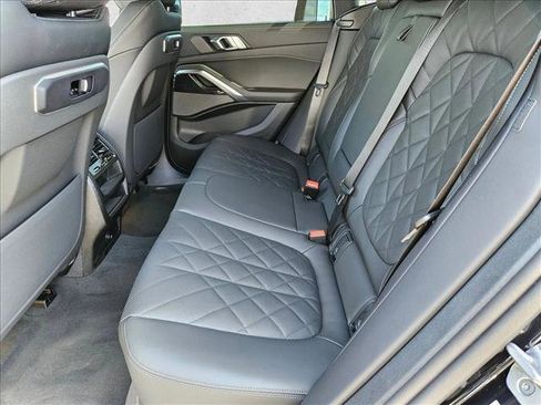 New 2026 BMW X6 xDrive40i AWD/4WD image 16