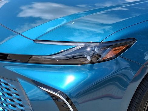 Used 2026 Toyota Camry XSE w/ Premium Package FWD image 7