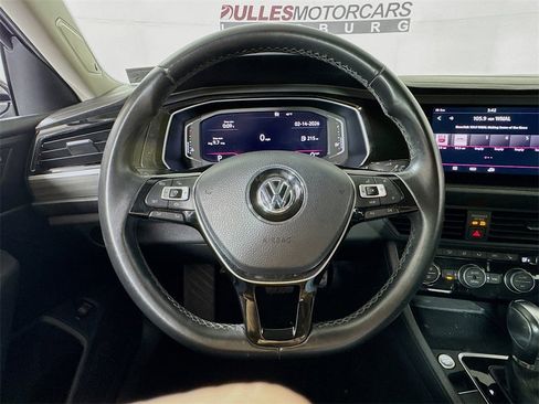Used 2019 Volkswagen Jetta SEL image 11