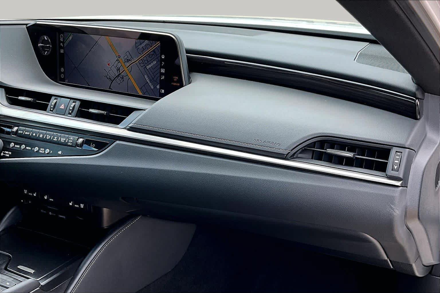 Used 2020 Lexus ES 350 w/ Premium Package FWD image 19