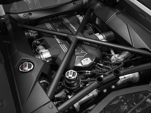 Used 2014 Lamborghini Aventador LP 700-4 image 49