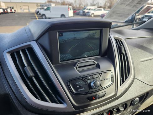 Used 2017 Ford Transit 150 XLT image 52