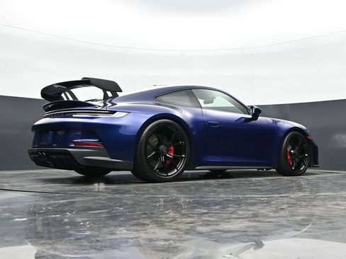 Used 2022 Porsche 911 GT3 RWD image 37
