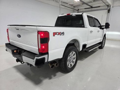 Used 2023 Ford F250 Lariat w/ Chrome Package AWD/4WD image 6
