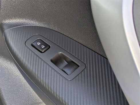 Used 2025 Mitsubishi Eclipse Cross SE image 34