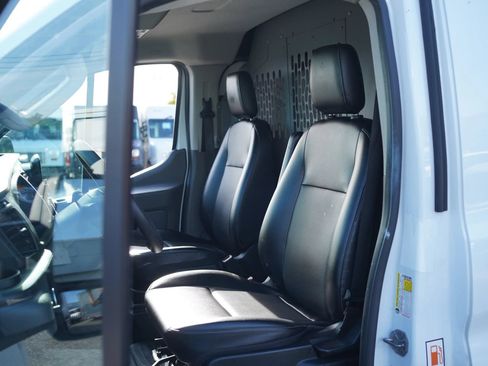 Used 2021 Ford Transit 250 Low Roof RWD image 17