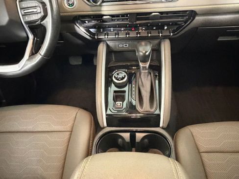 Used 2023 Chevrolet Colorado ZR2 w/ ZR2 Convenience Package III image 16