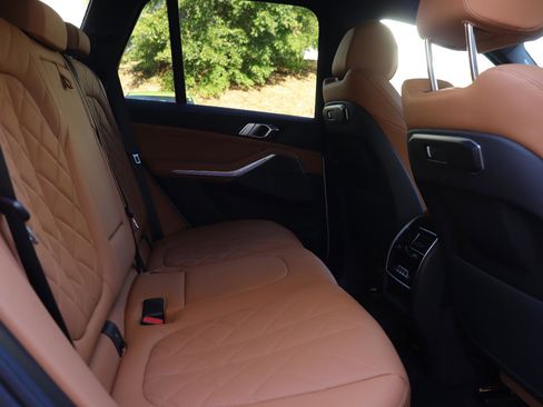 Used 2025 BMW X5 sDrive40i w/ M Sport Package image 20