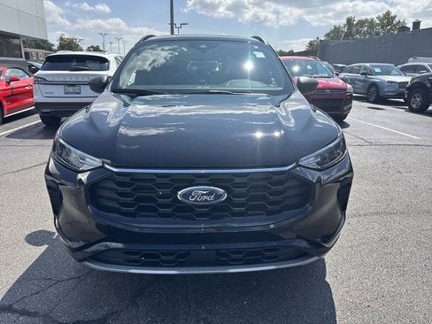 Certified 2023 Ford Escape ST-Line image 8