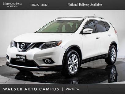 Used 2016 Nissan Rogue SV w/ SV Premium Package