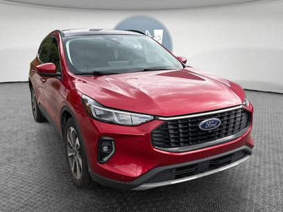 Certified 2023 Ford Escape Platinum w/ Premium Technology Package