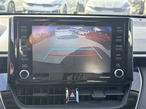 Used 2022 Toyota Corolla Cross LE image 4