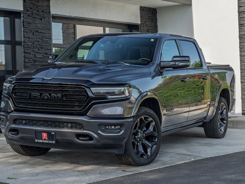 Used 2023 RAM 1500 Limited AWD/4WD image 4