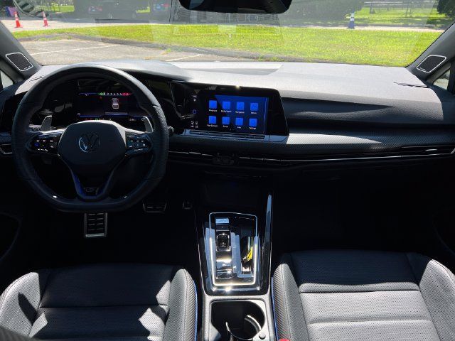 Used 2024 Volkswagen Golf R AWD/4WD image 34