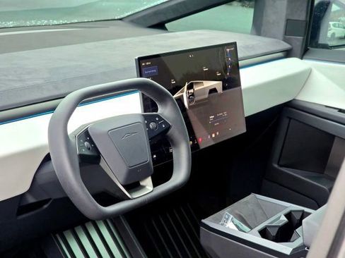 Used 2024 Tesla Cybertruck Cyberbeast image 12